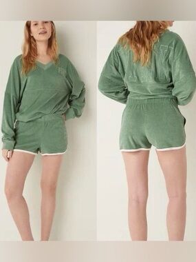 NWT Victoria’s Secret PINK Green Terry Shorts with pockets, size S
